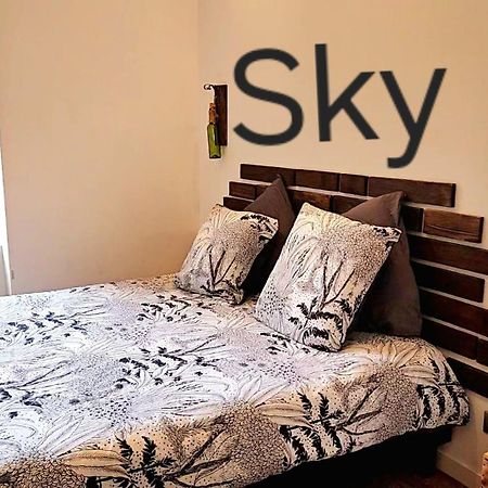 Studio Hikoki et Appartement Sky avec jardin Dinan Exteriör bild