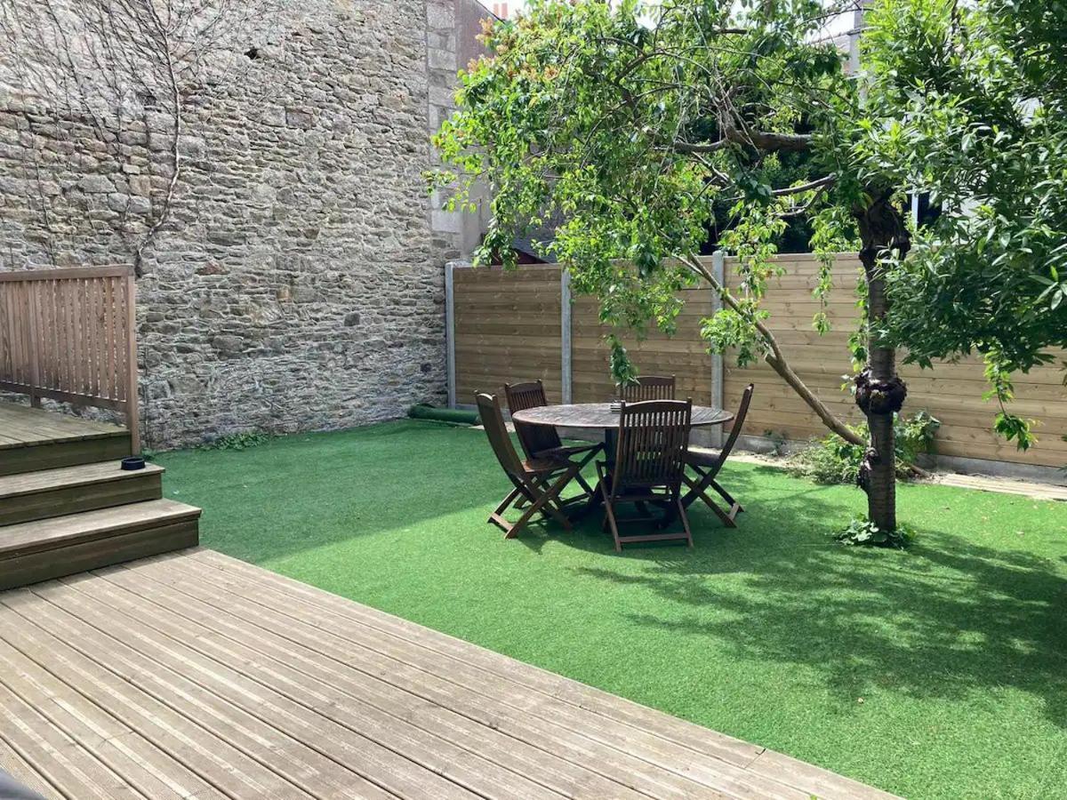Studio Hikoki et Appartement Sky avec jardin Dinan Exteriör bild