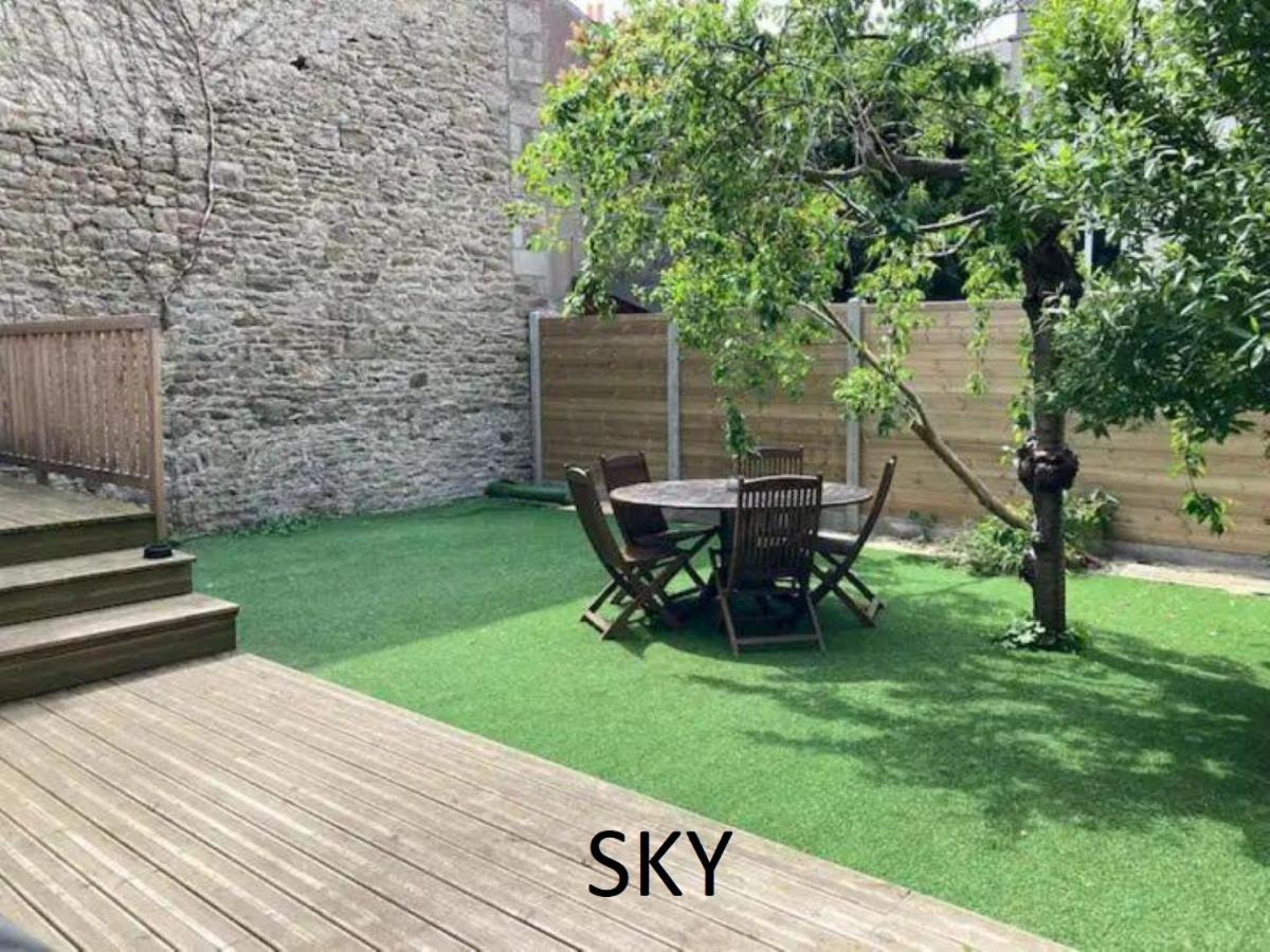 Studio Hikoki et Appartement Sky avec jardin Dinan Exteriör bild